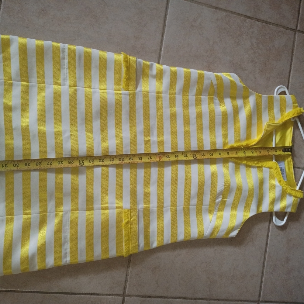 Badgley Mischka Yellow and White Striped Sleeveless Shift Dress - Picture 10 of 11